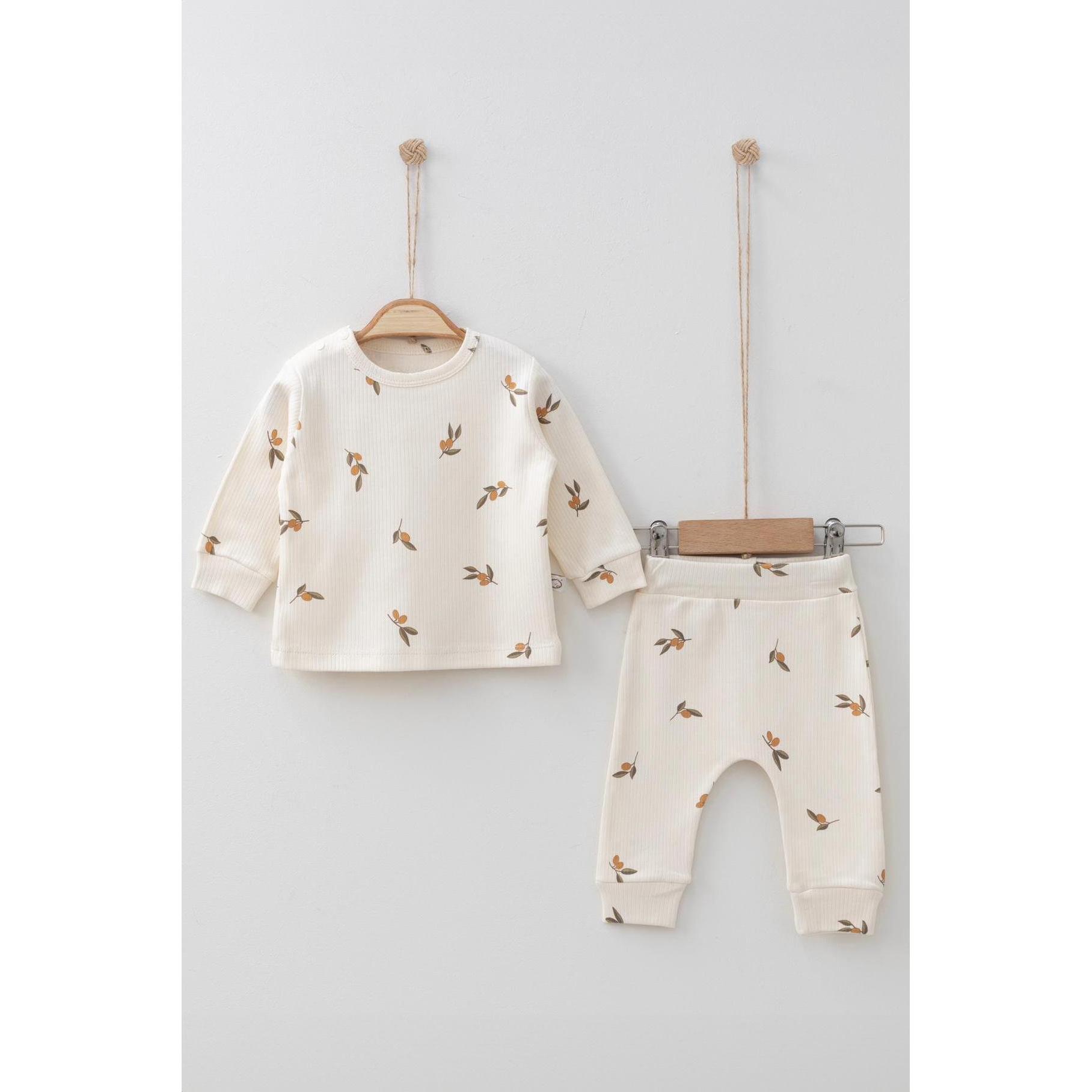 Starlar Yeni Doğan Kıyafet